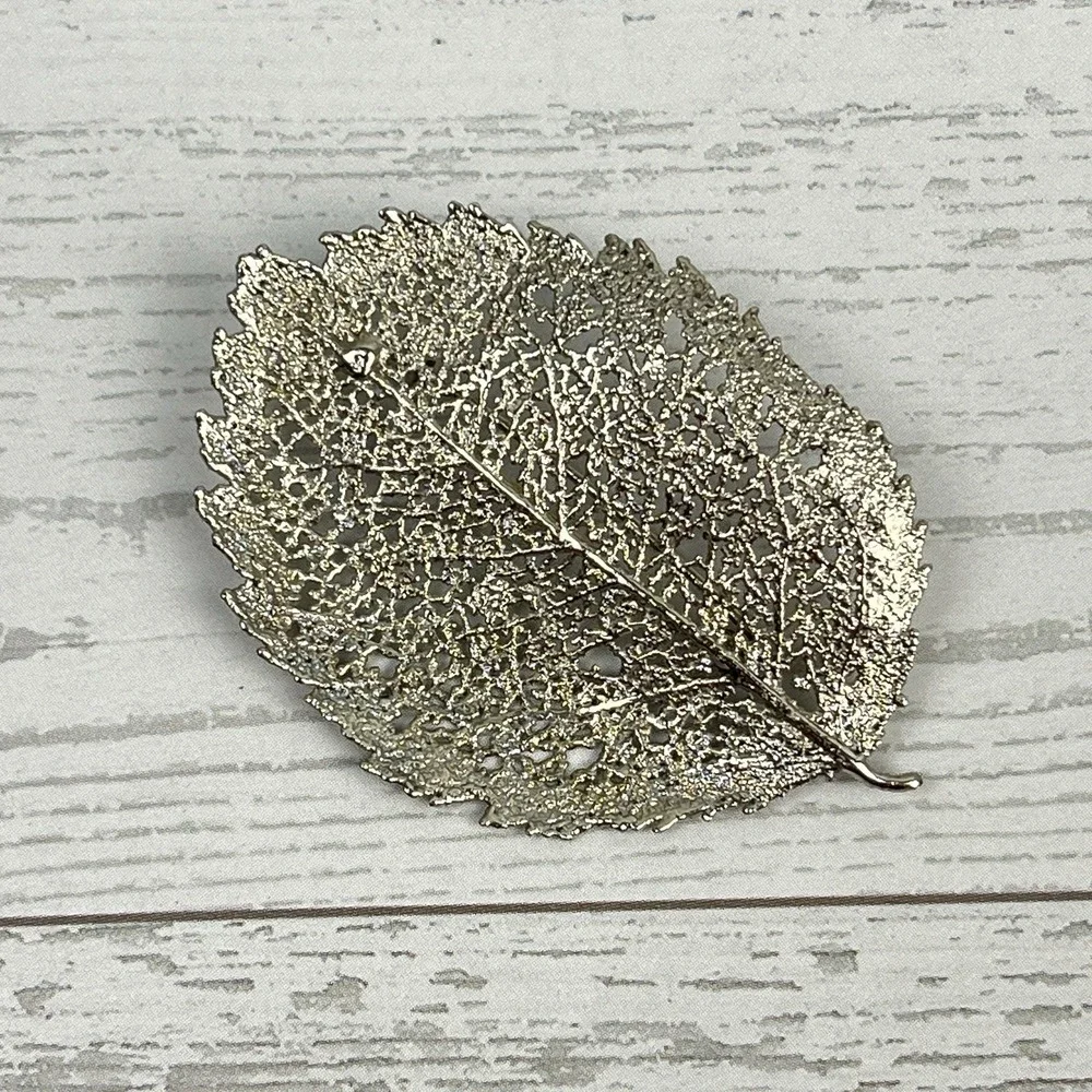 Real Skeleton Leaf Brooch Pin Silver Tone Metalized 2